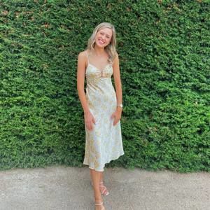 Meet your Posher, Lacey